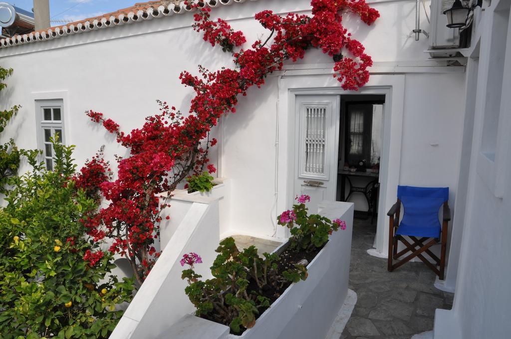 ספצס Villa Christina מראה חיצוני תמונה