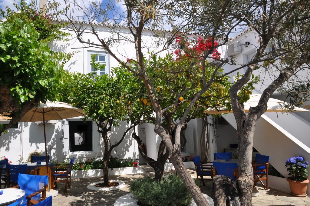 ספצס Villa Christina מראה חיצוני תמונה