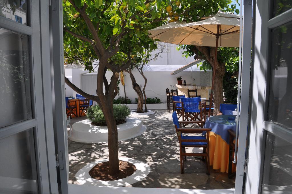ספצס Villa Christina מראה חיצוני תמונה