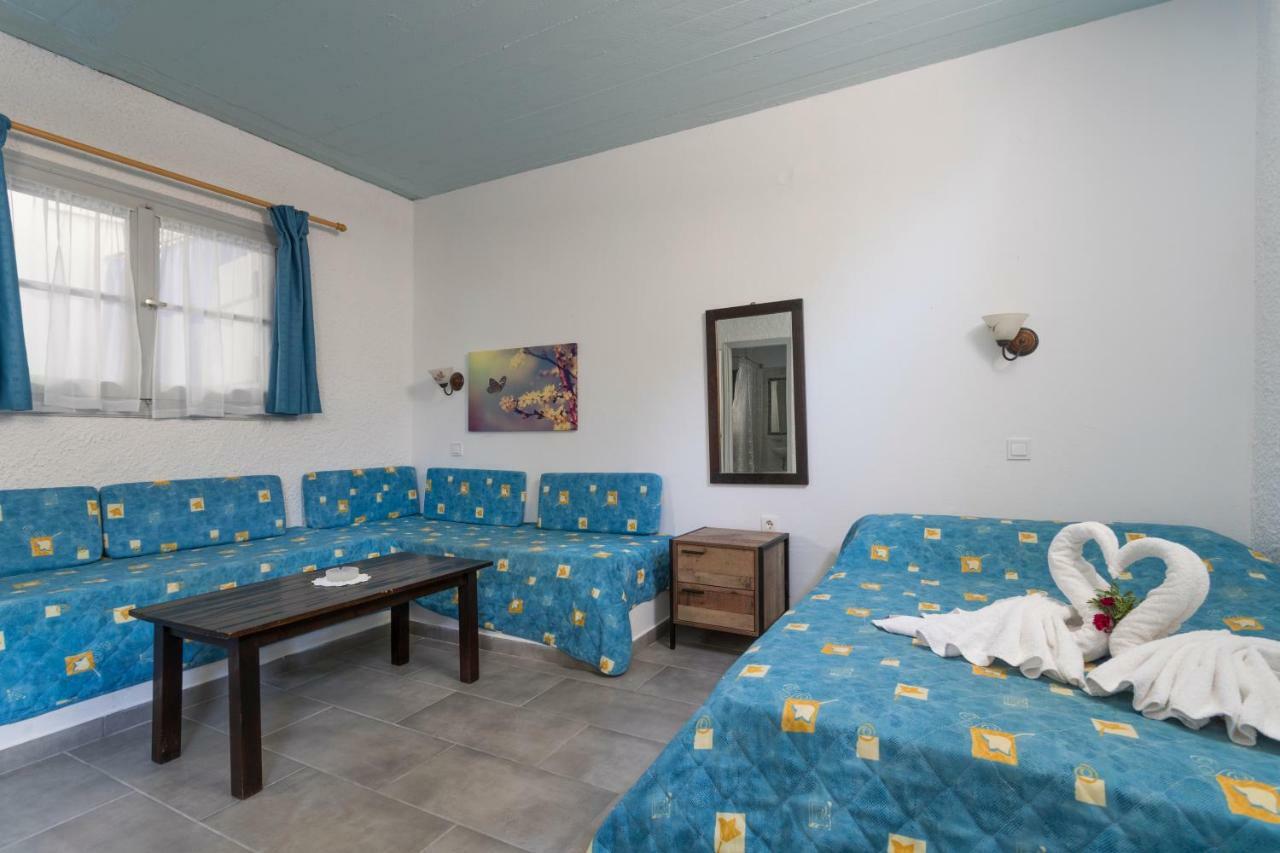 ספצס Villa Christina מראה חיצוני תמונה